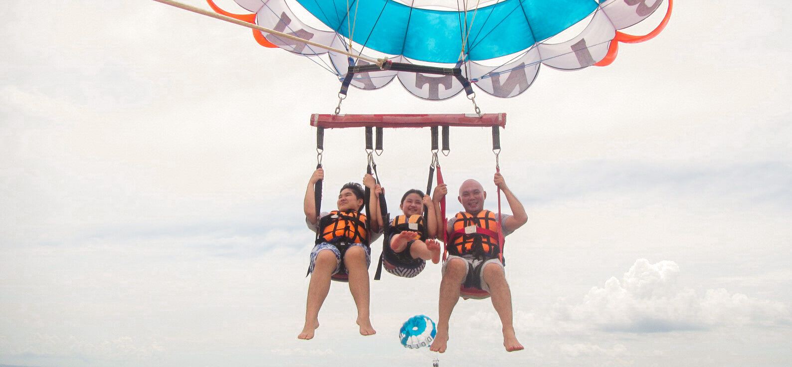 parasailing tanjung benoa